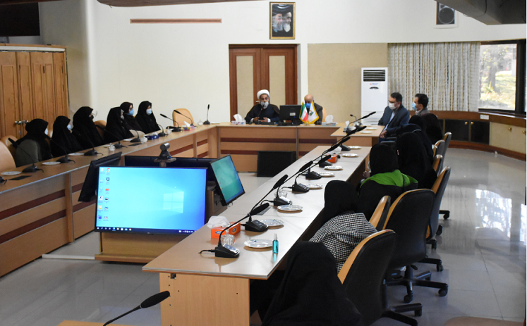 برگزاری مراسم بزرگداشت مقام زن و روز مادر در دانشکده منابع طبیعی