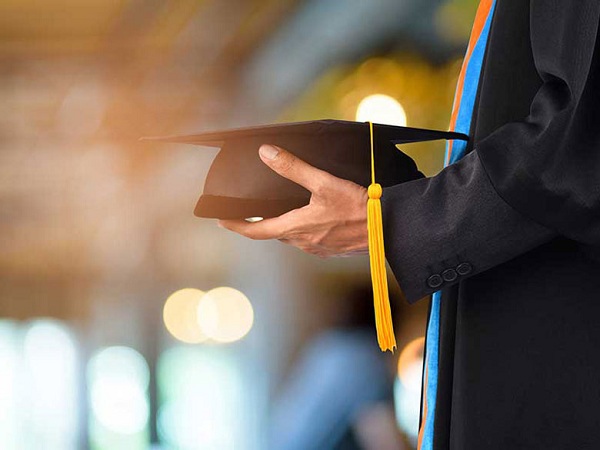 جلسه دفاع پایان نامه: فائزه اویارحسین، گروه بیوتکنولوژی